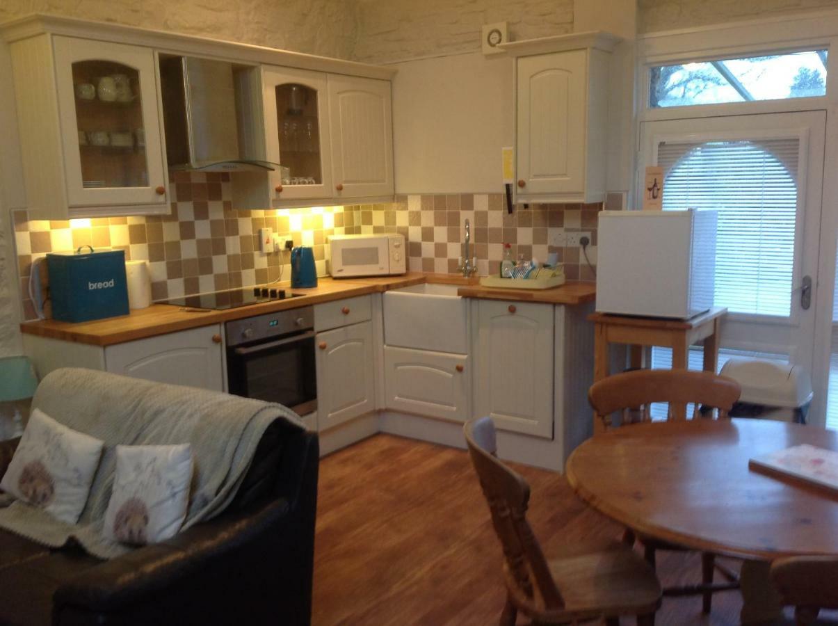 Cwmtwrch Cottage Carmarthen Eksteriør bilde